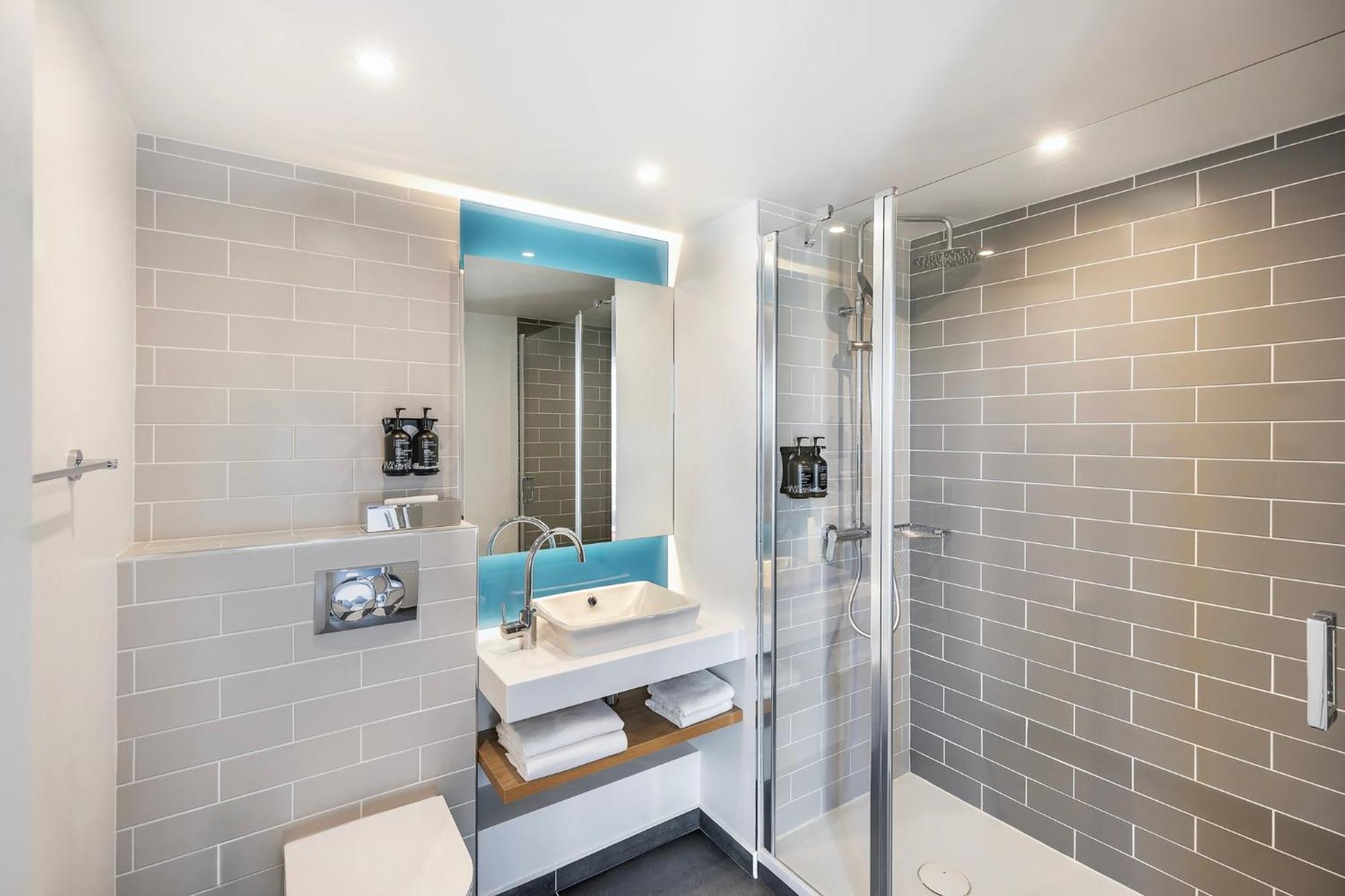 Holiday Inn Express Paris - Poissy By Ihg 外观 照片